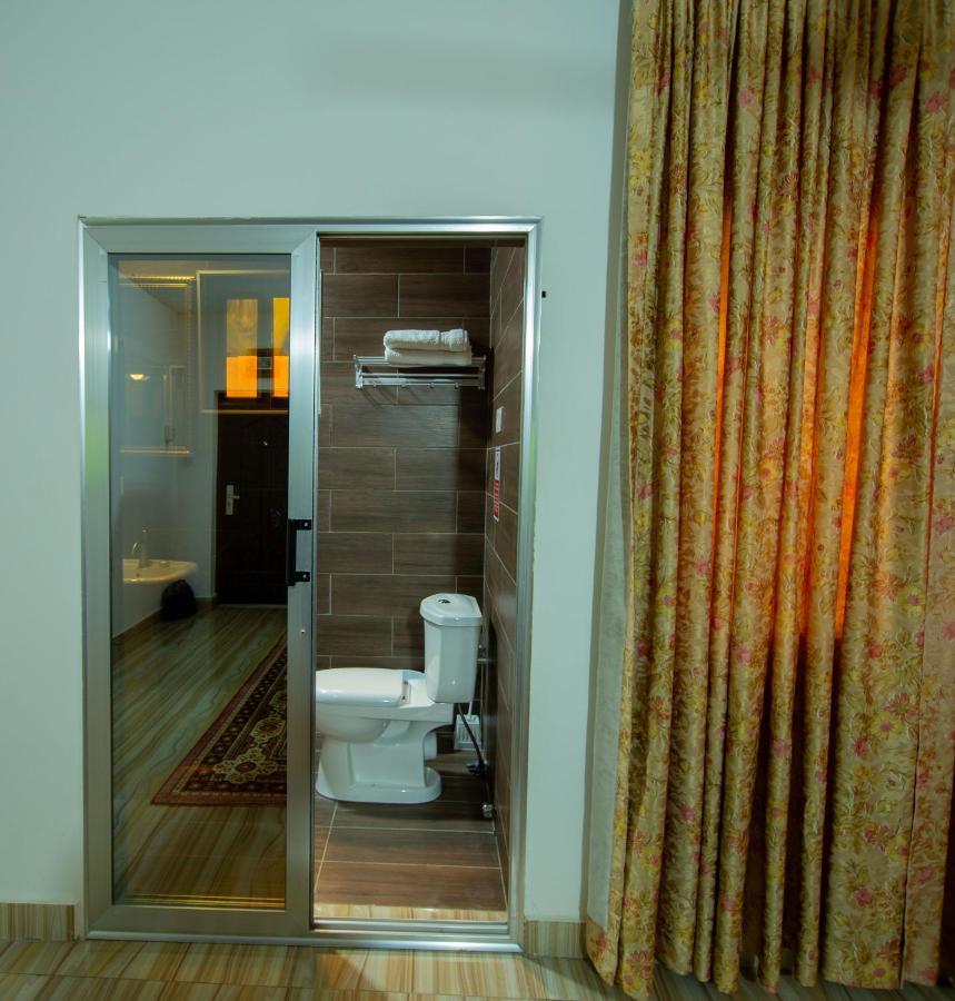 Nap Apartment Hotel Dansoman 外观 照片