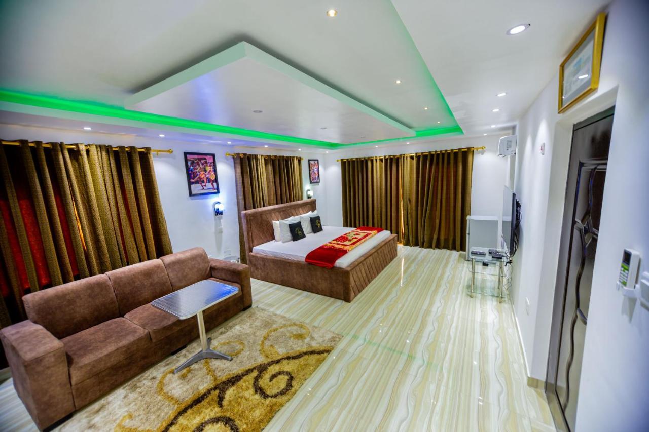 Nap Apartment Hotel Dansoman 外观 照片
