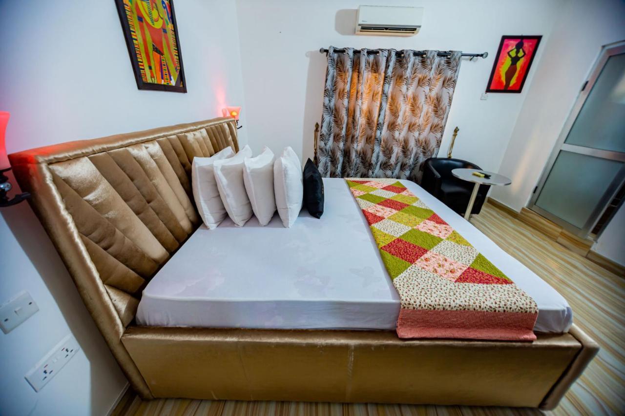 Nap Apartment Hotel Dansoman 外观 照片
